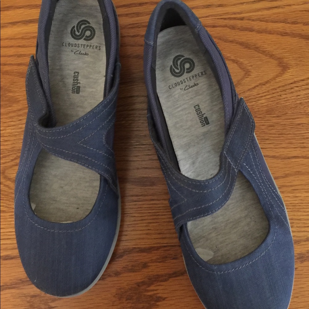 Clarks Cloudsteppers 🎉SALE loafers women’s 8